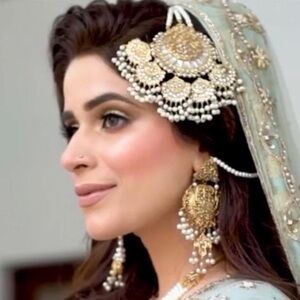 Indian Pakistani  Gold and Pearl bridal headpiece Jewelry Set